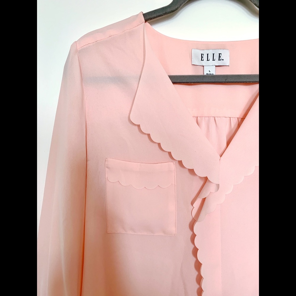 Seashell pink scallop detail Elle blouse Size L